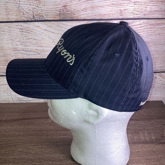 Vintage Small/Medium FlexFit Lusky’s /Ryon’s Stockyards Blue Fitted Hat - Picture 4 of 12